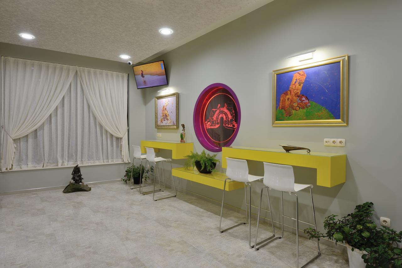 Hotel Hello Hissar Chisaria Zewnętrze zdjęcie